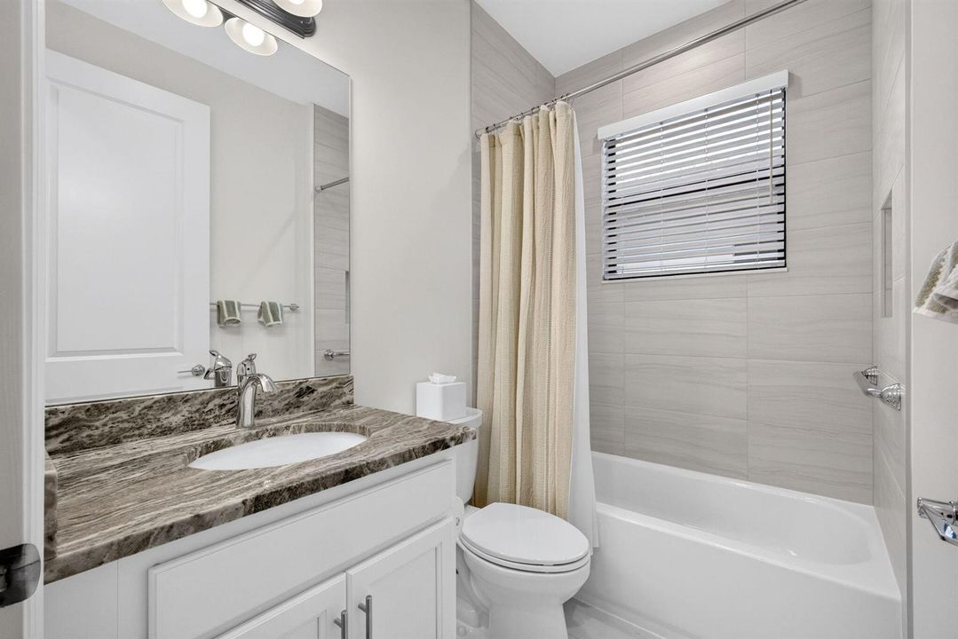 VALENCIA PARC 12408 SW Briny Bay Drive