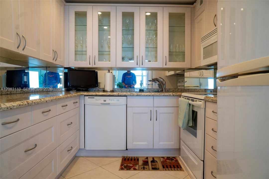 En Venta: $595,000 (2 camas, 2 baños, 1340 Pies cuadrados)