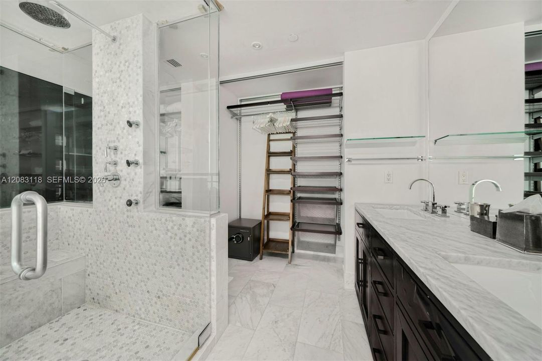 For Rent: $11,500 (2 beds, 2 baths, 1730 Square Feet)