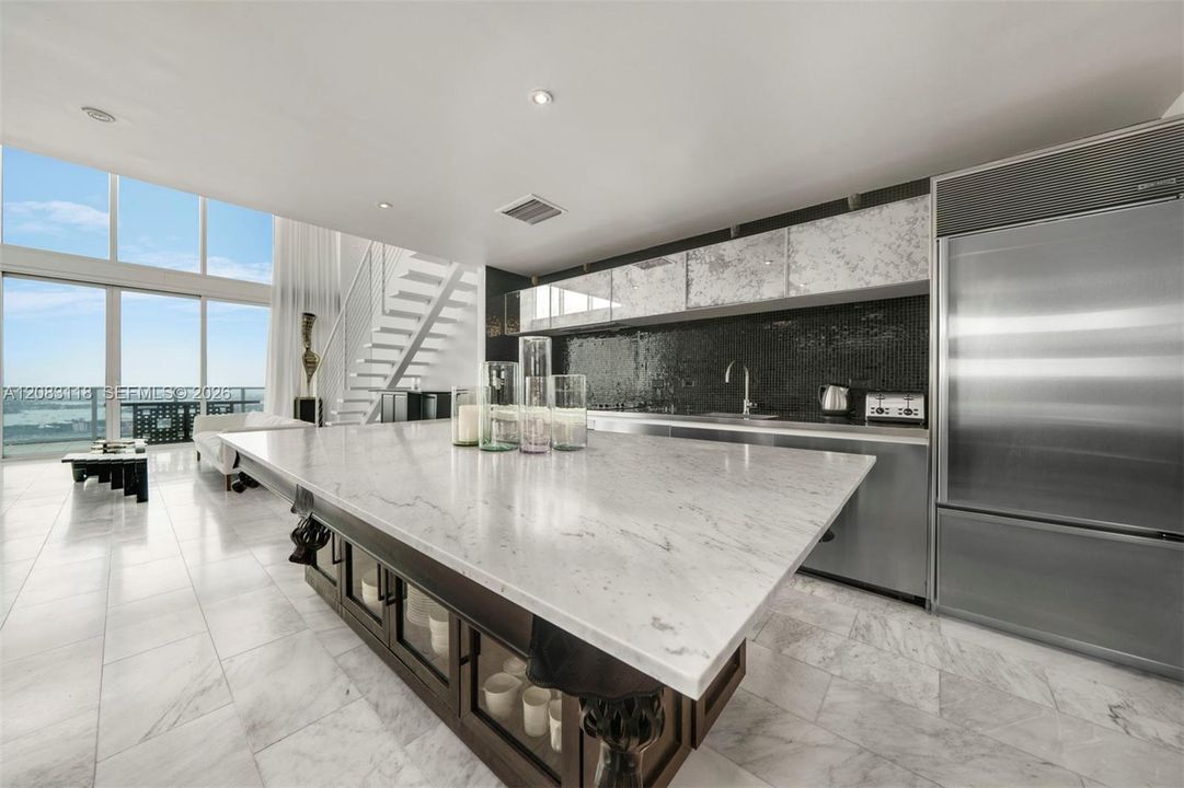 For Rent: $11,500 (2 beds, 2 baths, 1730 Square Feet)