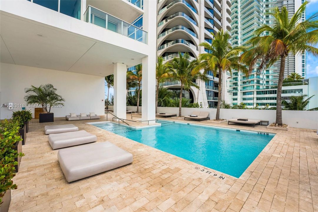 For Rent: $11,500 (2 beds, 2 baths, 1730 Square Feet)