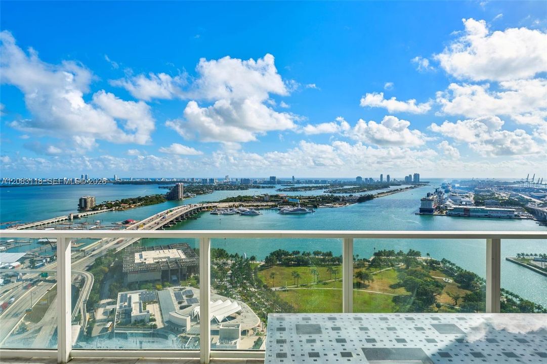 For Rent: $11,500 (2 beds, 2 baths, 1730 Square Feet)