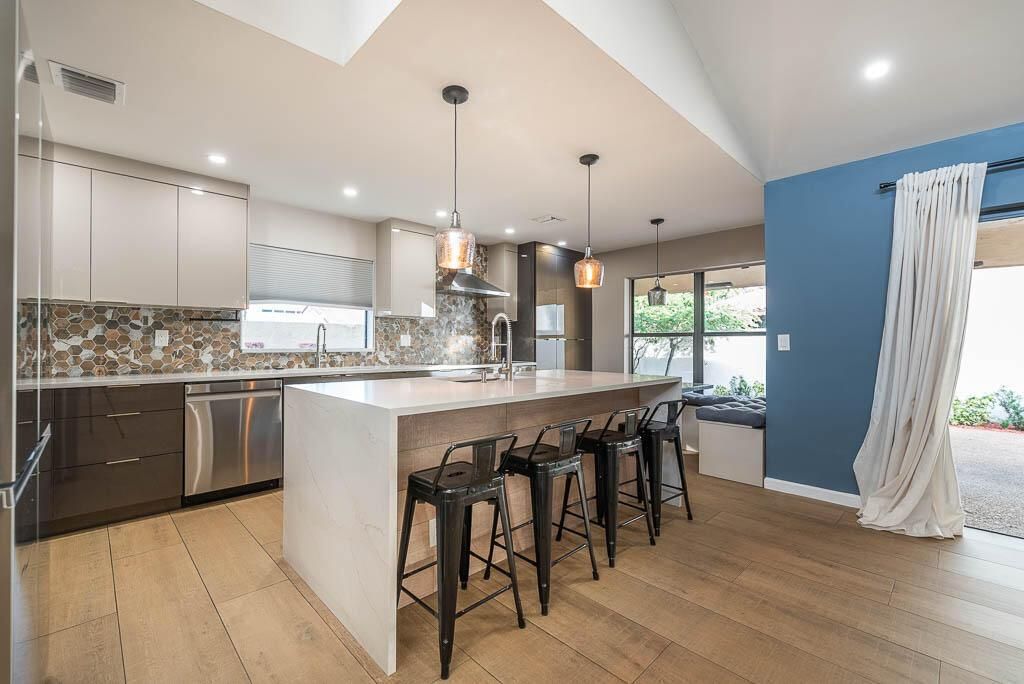 20250813-6876 Palmar Court-0050