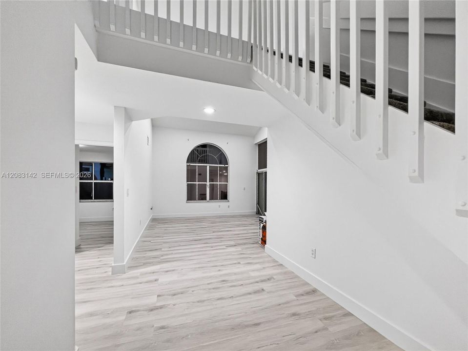 For Rent: $4,200 (3 beds, 2 baths, 1764 Square Feet)