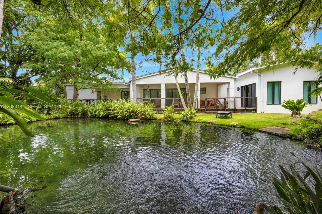 For Sale: $2,650,000 (3 beds, 3 baths, 2491 Square Feet)
