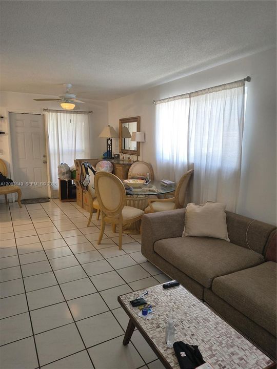 For Rent: $1,500 (1 beds, 1 baths, 600 Square Feet)