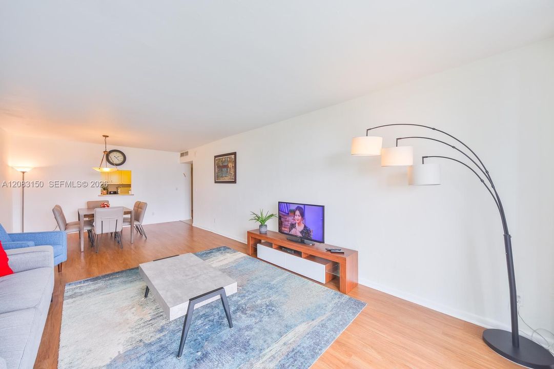 En Renta: $3,000 (1 camas, 1 baños, 1005 Pies cuadrados)