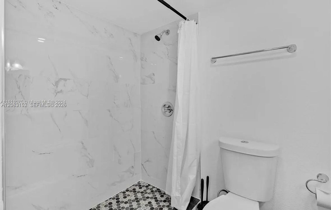 En Renta: $3,750 (4 camas, 2 baños, 1314 Pies cuadrados)