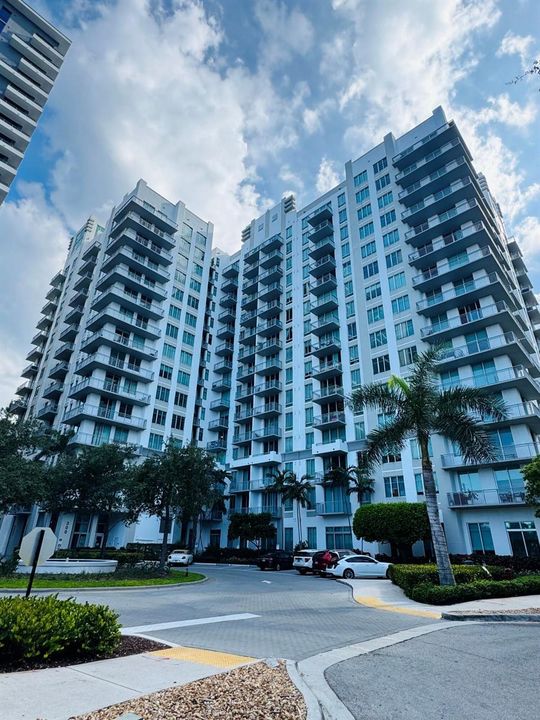 300 S Australian Avenue (1)