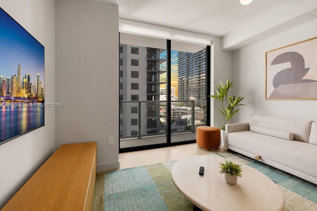 For Sale: $549,000 (1 beds, 1 baths, 650 Square Feet)
