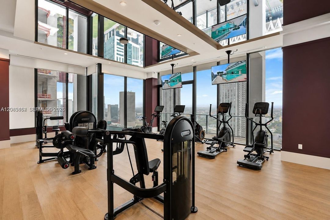 For Sale: $549,000 (1 beds, 1 baths, 650 Square Feet)