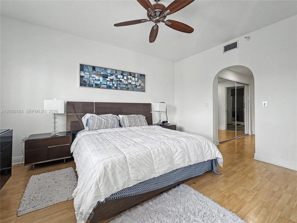 For Sale: $525,000 (3 beds, 2 baths, 1710 Square Feet)