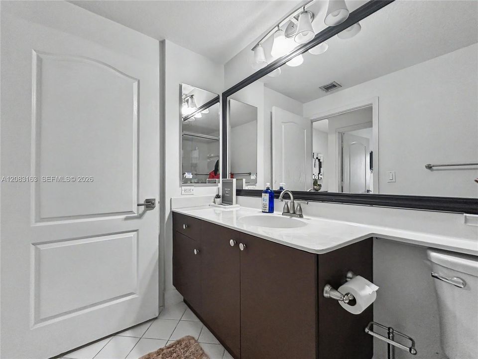 For Sale: $525,000 (3 beds, 2 baths, 1710 Square Feet)