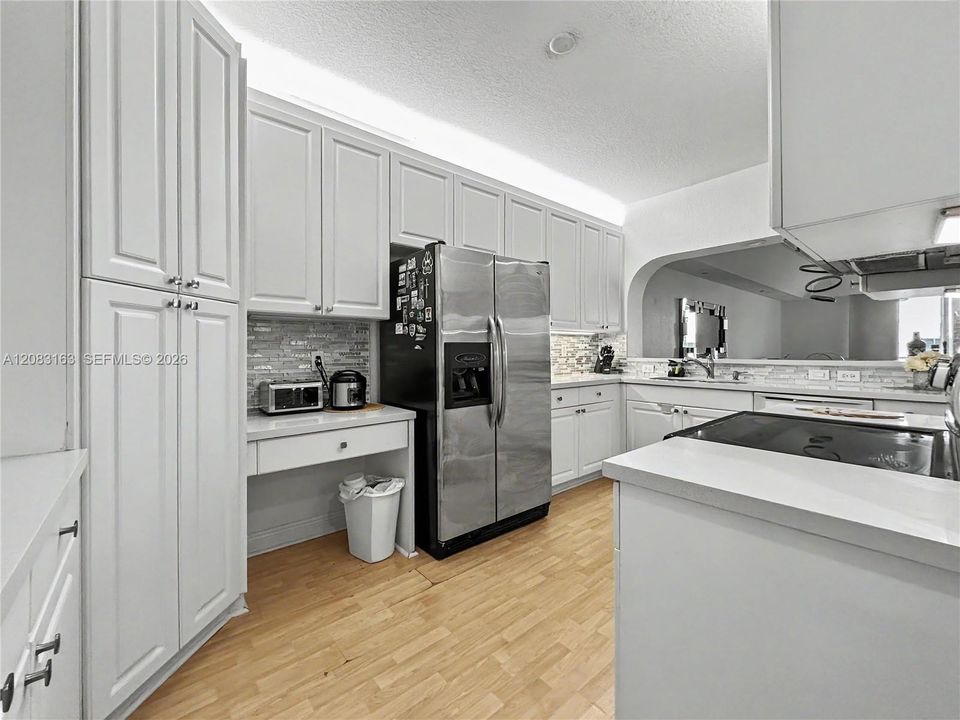 For Sale: $525,000 (3 beds, 2 baths, 1710 Square Feet)