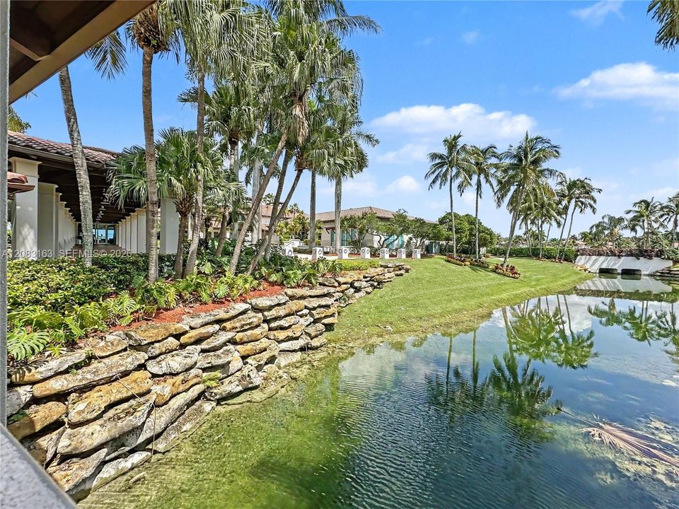 For Sale: $525,000 (3 beds, 2 baths, 1710 Square Feet)