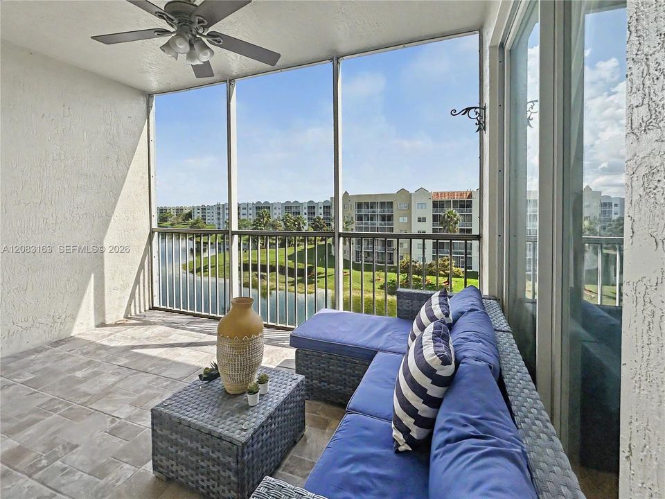 For Sale: $525,000 (3 beds, 2 baths, 1710 Square Feet)