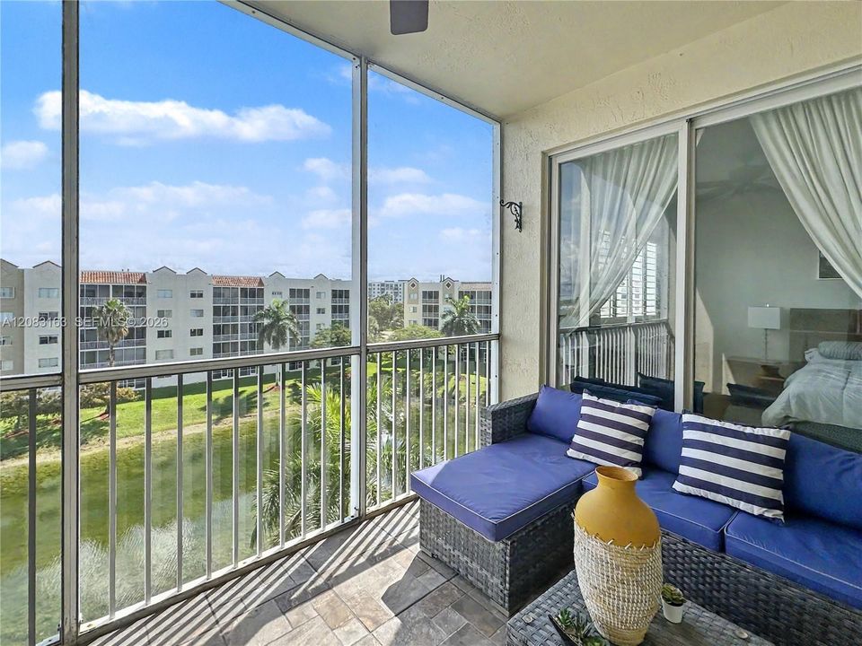 For Sale: $525,000 (3 beds, 2 baths, 1710 Square Feet)