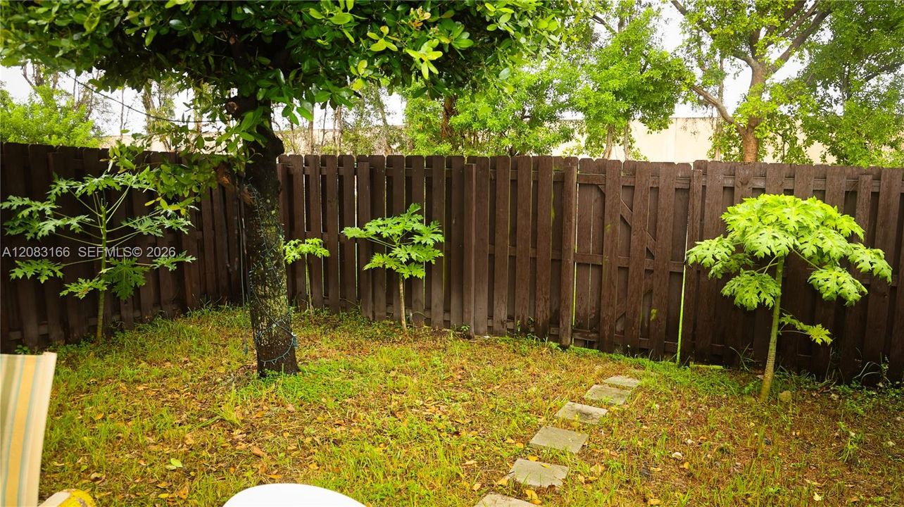 En Venta: $650,000 (3 camas, 3 baños, 1616 Pies cuadrados)