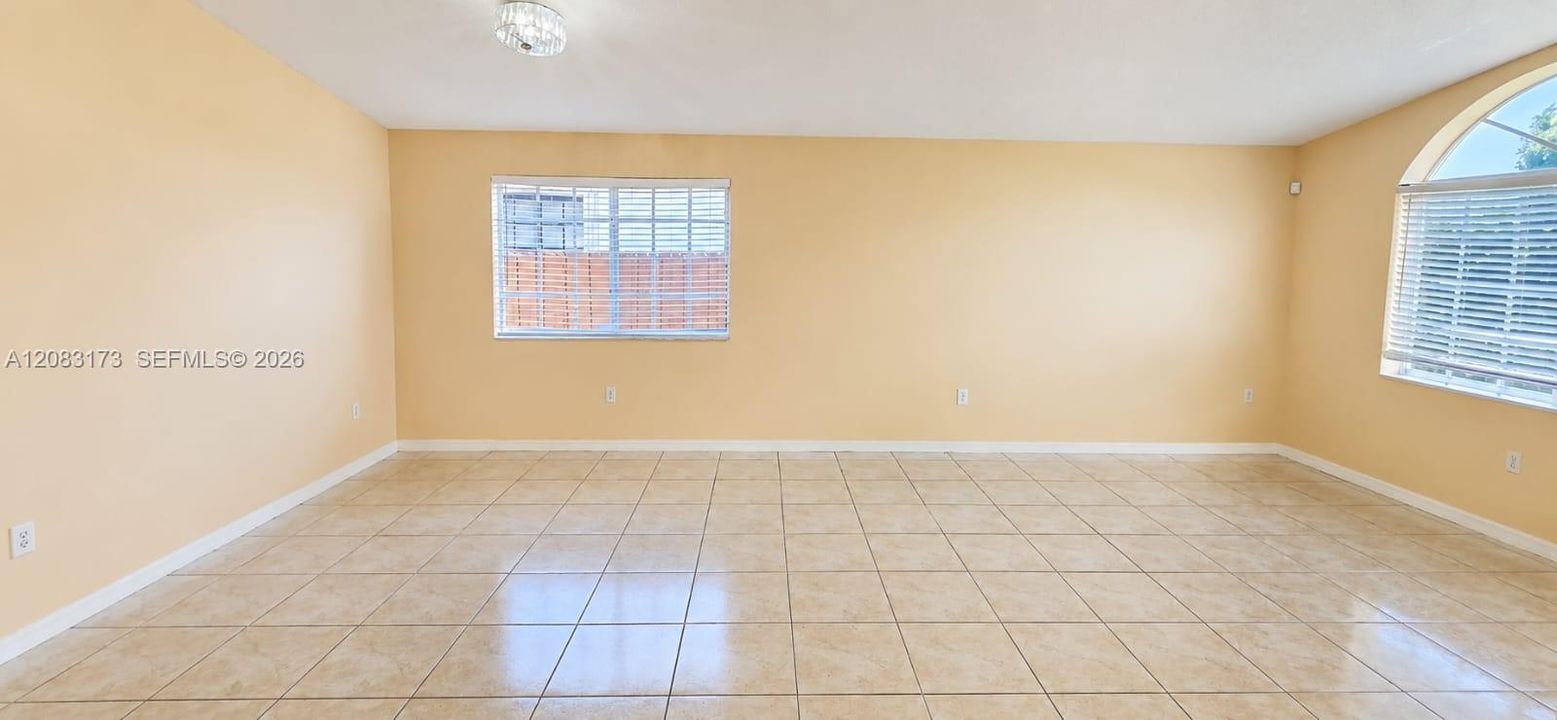 For Rent: $3,800 (4 beds, 2 baths, 2165 Square Feet)