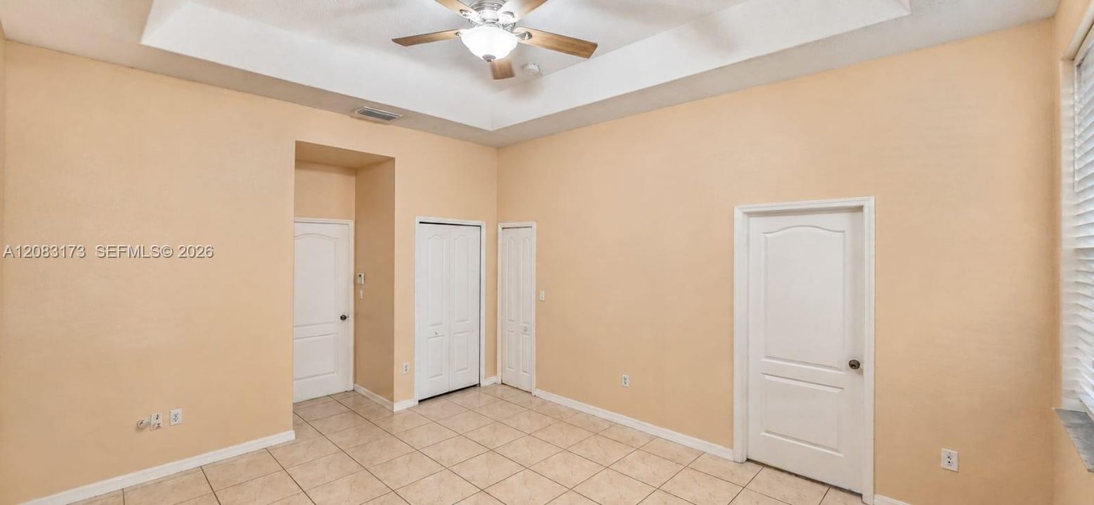 For Rent: $3,800 (4 beds, 2 baths, 2165 Square Feet)