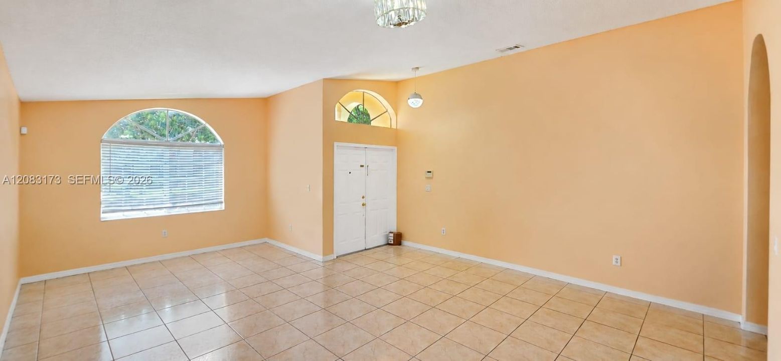 For Rent: $3,800 (4 beds, 2 baths, 2165 Square Feet)