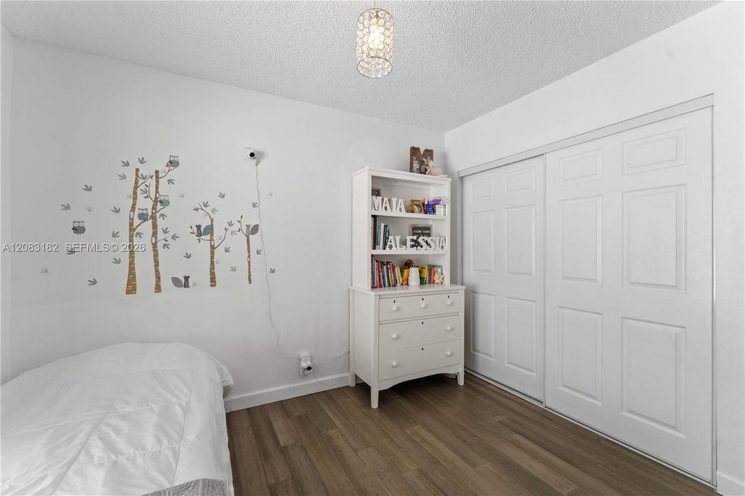 For Rent: $4,100 (3 beds, 2 baths, 1440 Square Feet)
