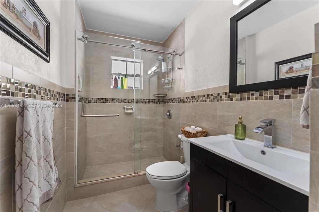 For Rent: $4,100 (3 beds, 2 baths, 1440 Square Feet)