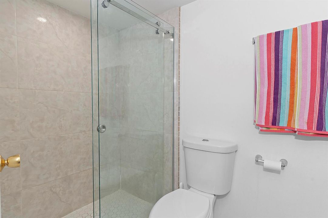 1170 N Federal Hwy - # 612 - 038