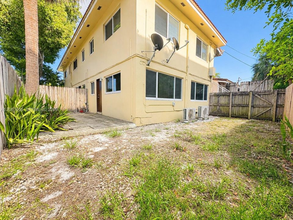 En Renta: $1,750 (1 camas, 1 baños, 600 Pies cuadrados)