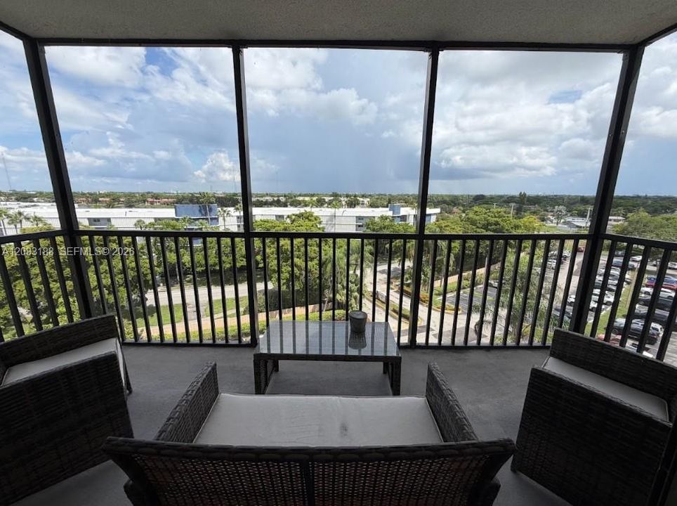For Sale: $260,000 (2 beds, 2 baths, 1220 Square Feet)