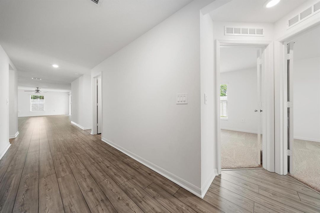 790 NW Kingston St-6