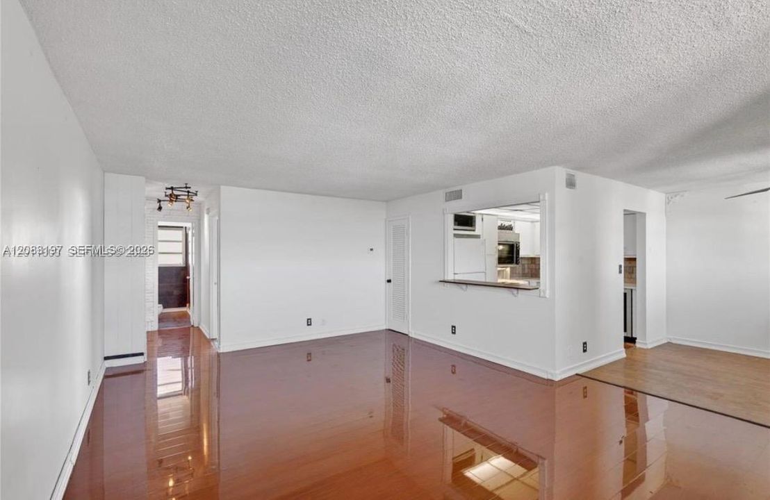 For Sale: $129,900 (1 beds, 1 baths, 0 Square Feet)
