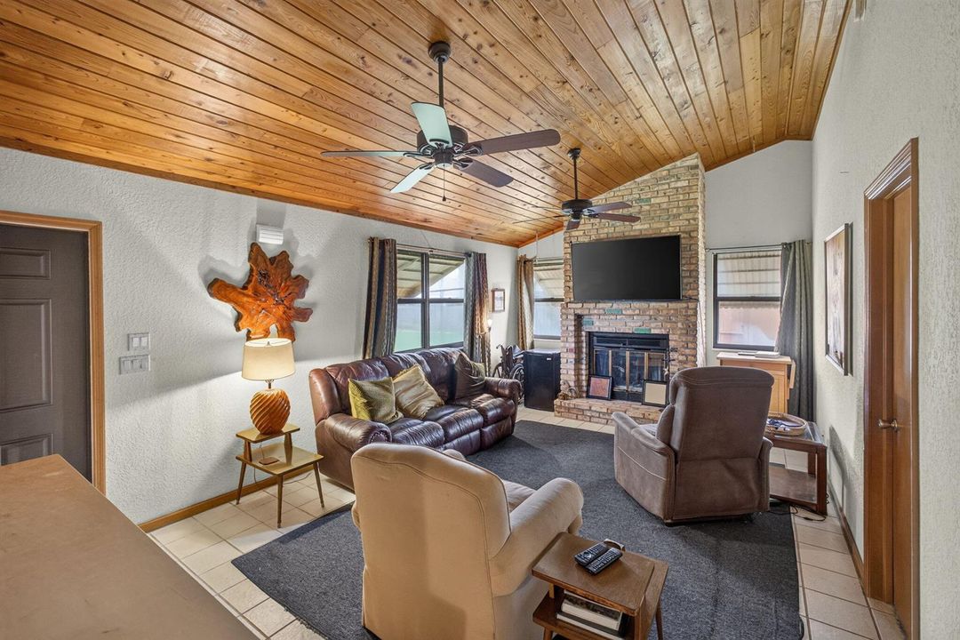 32-web-or-mls-5D1A5975