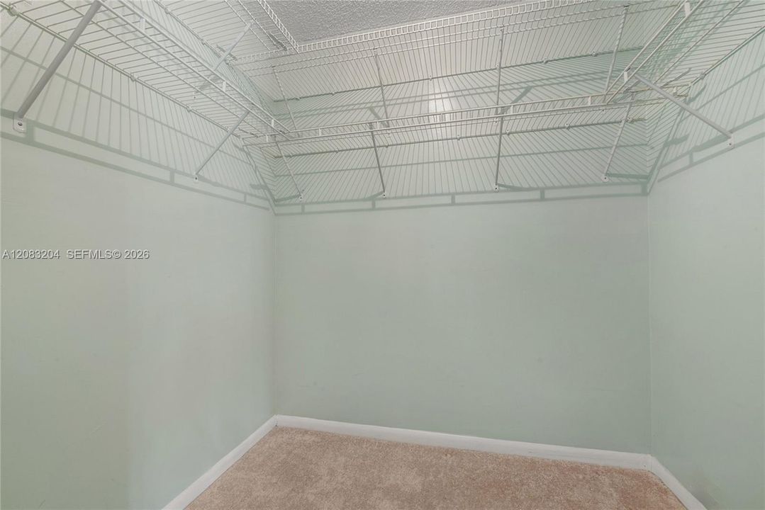 For Sale: $289,000 (3 beds, 2 baths, 1150 Square Feet)