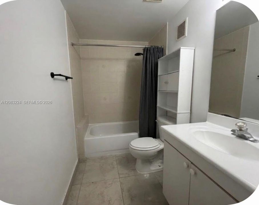 For Rent: $2,700 (3 beds, 2 baths, 1271 Square Feet)