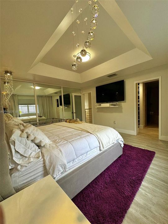 For Sale: $775,000 (4 beds, 3 baths, 2043 Square Feet)