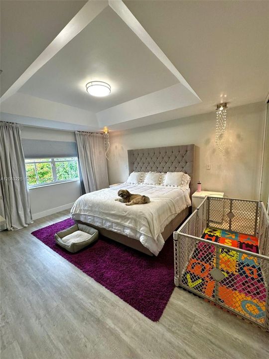 For Sale: $775,000 (4 beds, 3 baths, 2043 Square Feet)