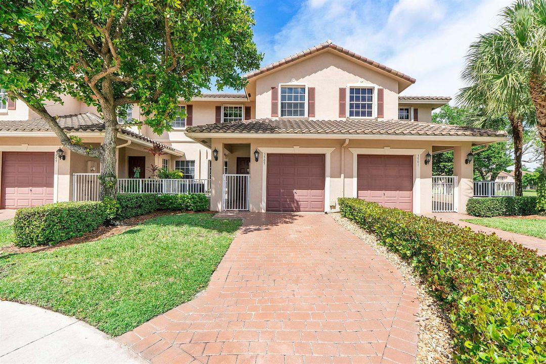 3505 Lakeside Dr_041