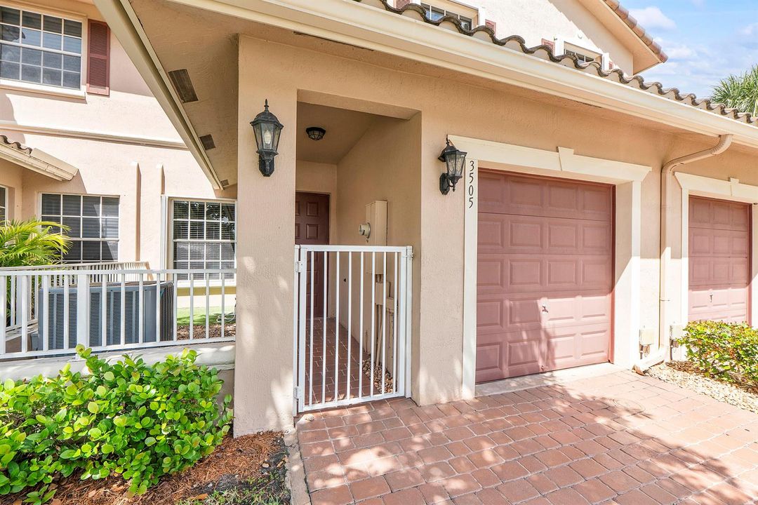 3505 Lakeside Dr_039