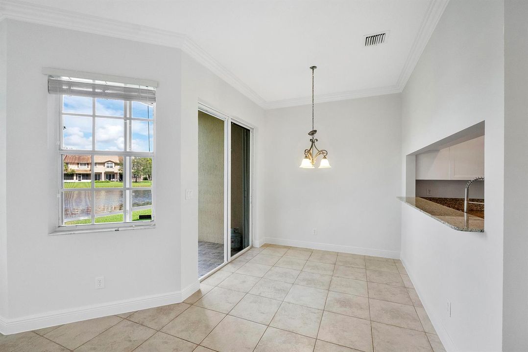3505 Lakeside Dr_014