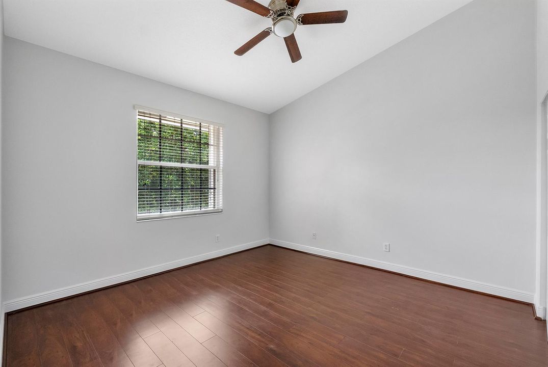 3505 Lakeside Dr_027