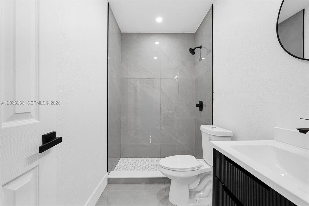 For Rent: $4,500 (4 beds, 3 baths, 1244 Square Feet)