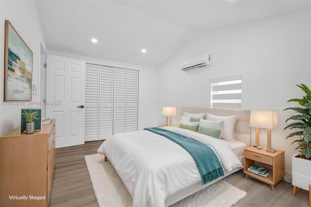 For Rent: $4,500 (4 beds, 3 baths, 1244 Square Feet)