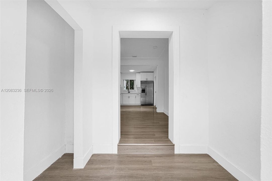 For Rent: $4,500 (4 beds, 3 baths, 1244 Square Feet)