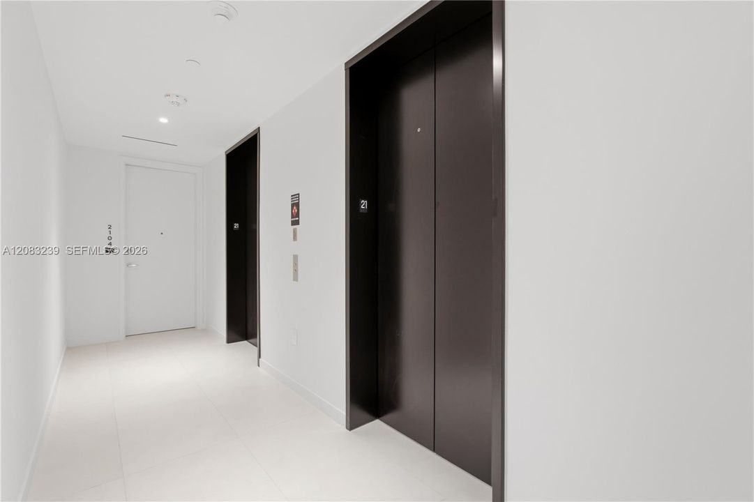 For Rent: $6,500 (1 beds, 2 baths, 1216 Square Feet)