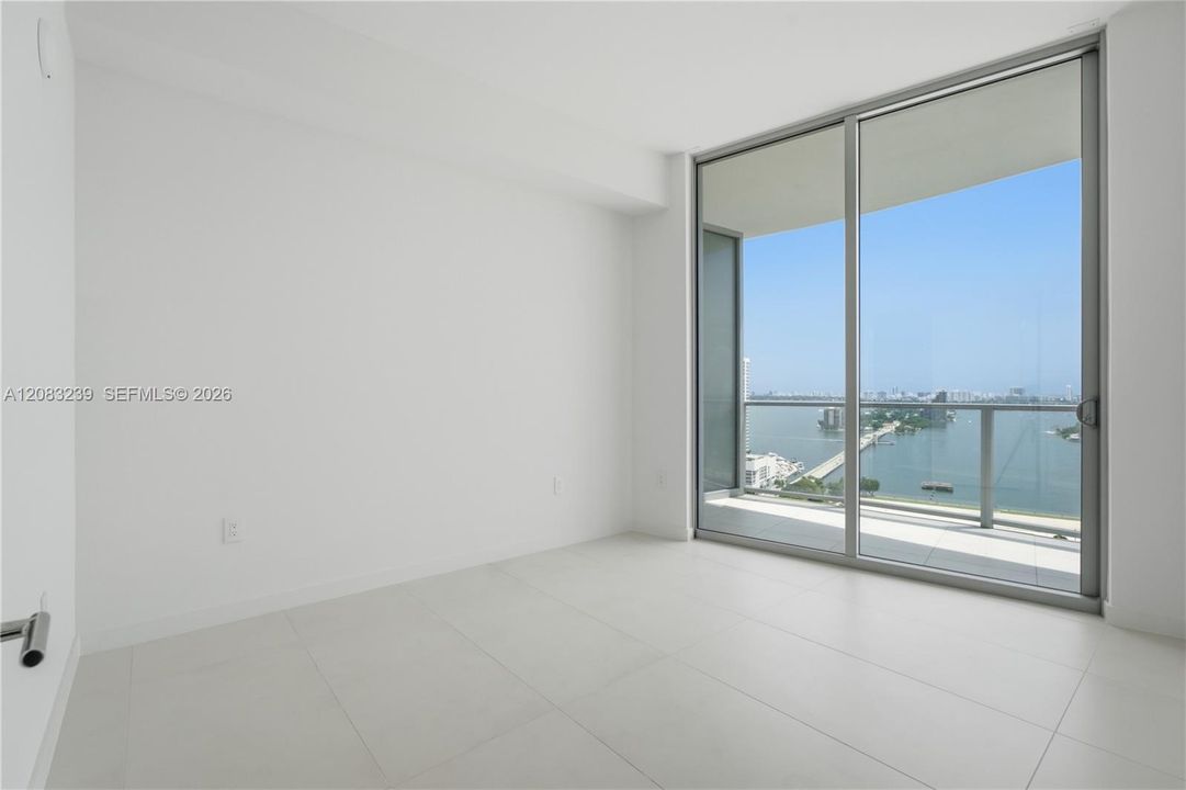 For Rent: $6,500 (1 beds, 2 baths, 1216 Square Feet)