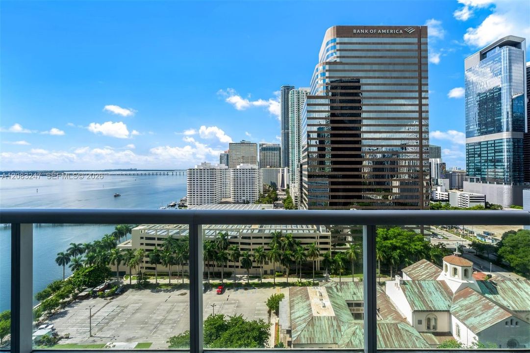 For Rent: $4,700 (2 beds, 2 baths, 1255 Square Feet)