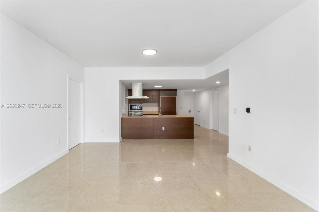 For Rent: $4,700 (2 beds, 2 baths, 1255 Square Feet)