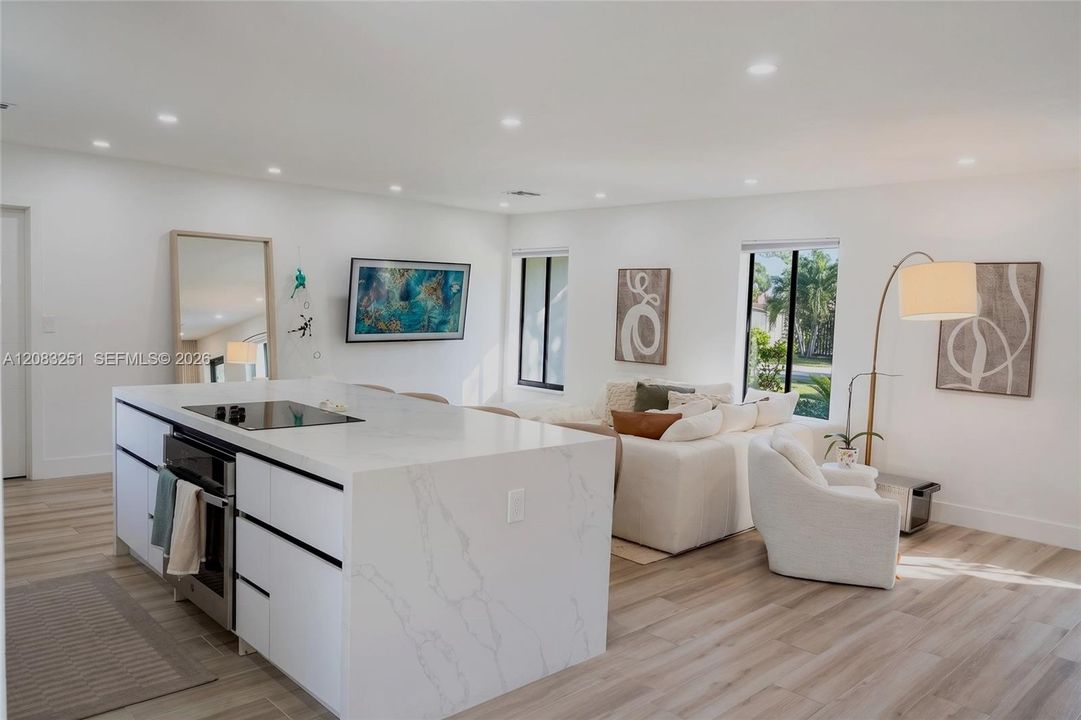 For Rent: $4,500 (3 beds, 2 baths, 1726 Square Feet)
