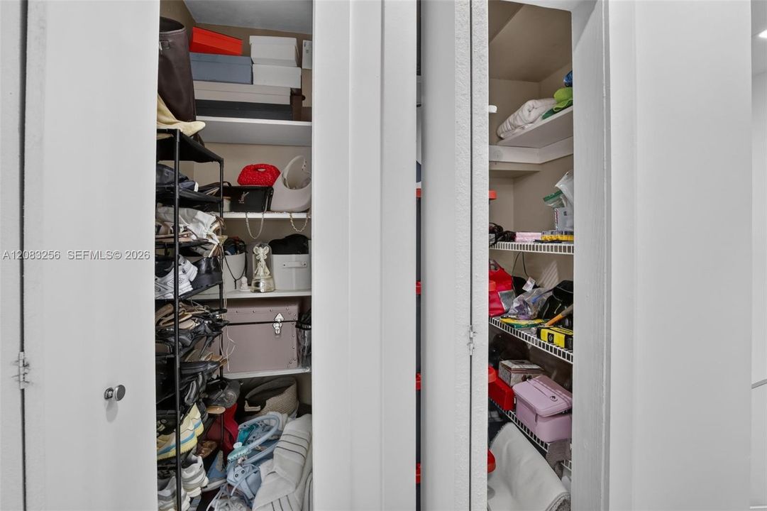 En Renta: $3,950 (3 camas, 2 baños, 1953 Pies cuadrados)